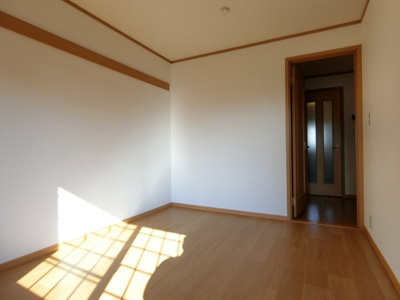 【洋室】 | リバーサイドA館