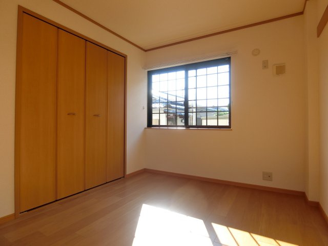 【寝室】 | リバーサイドA館
