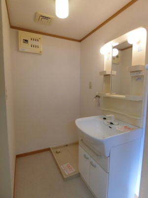 【洗面所】 | リバーサイドA館
