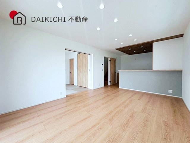 【居間・リビング】 | 行田市大字前谷　　新築戸建　全3棟　1号棟