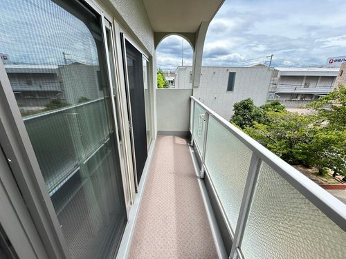 西宮グリーンマンションのバルコニー