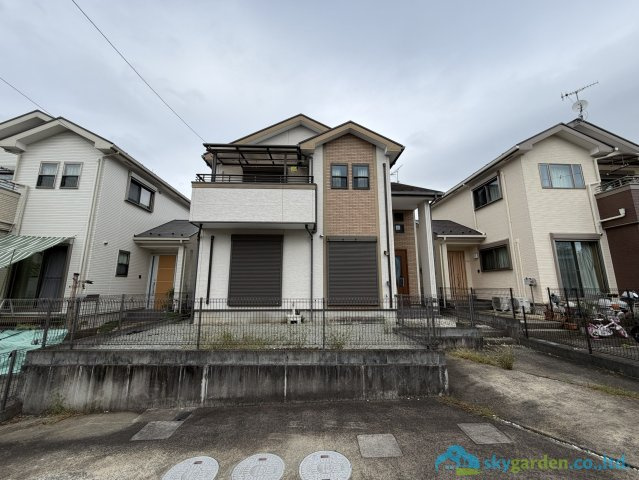 秦野市東田原　中古戸建の外観
