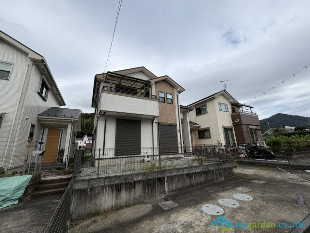 秦野市東田原　中古戸建の外観