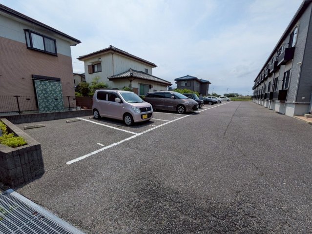 【駐車場】 | レオパレスコスモエステート　Ａ