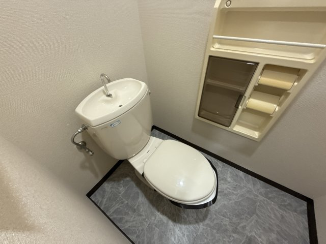 メゾンドール山手　Ｂ棟のトイレ