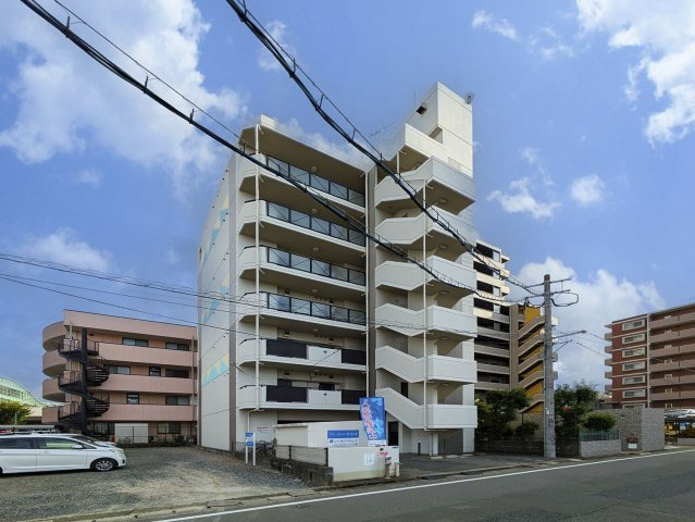 クレイドル博多南の外観
