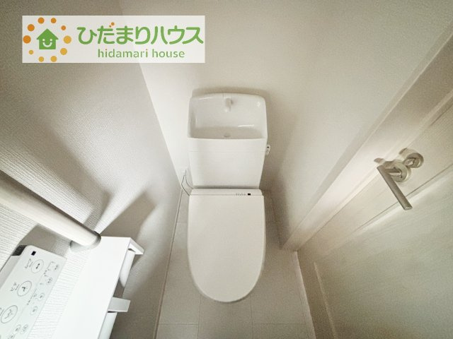 【トイレ】 | つくばみらい市富士見ヶ丘３丁目26番　新築戸建　B号棟 | トイレは1F、2F共に完備！取り合いになることがありませんね(^^)/