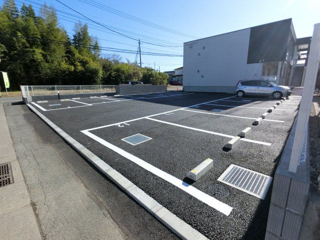 【駐車場】 | クレイノアムール　Ⅲ