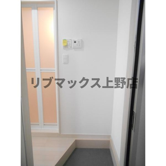 【玄関】グローリア北千住 