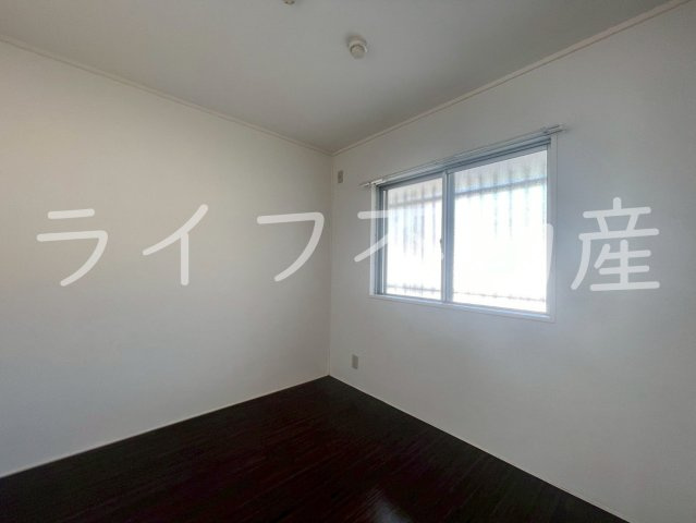 石切パークサイドマンションの洋室|使い勝手のいい洋室です
