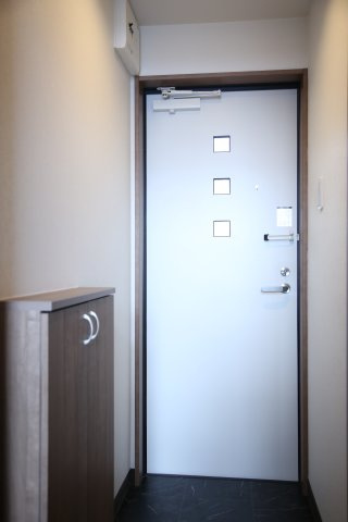 【玄関】 | Patina千早 | ゆったりとした玄関です※写真は類似です
