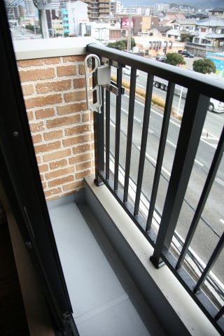 【バルコニー】 | Patina千早 | バルコニーがあります※写真は類似です