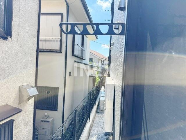 グランメゾン弘明寺の設備|室外の物干しです