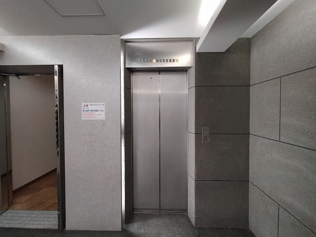 吹田市江坂町１丁目の店舗事務所