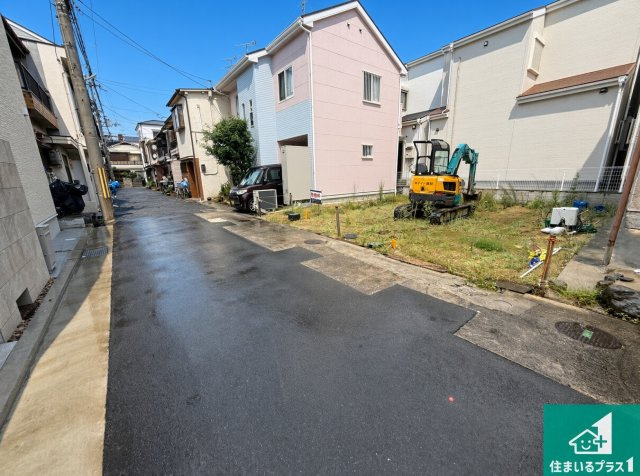◆八尾市山城町　第3期　新築一戸建ての前面道路含む現地写真|周辺は落ち着いた街並みの住宅地！子育てがしやすい住環境です！まだ未完成ですが、現地でしかわからない事もございます。是非一度ご覧ください。