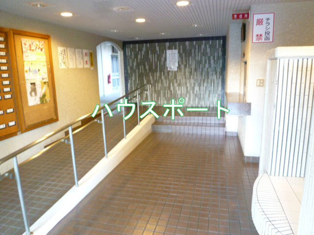【エントランス】 | 西大路ガーデンハイツ