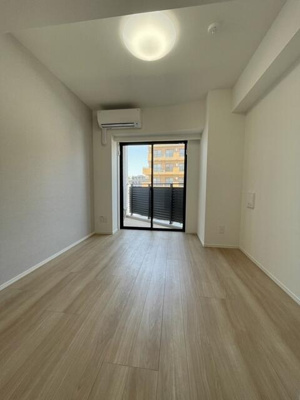 【居間・リビング】 | ＳＨＯＫＥＮ　Ｒｅｓｉｄｅｎｃｅ横浜白楽 | 同物件別部屋写真