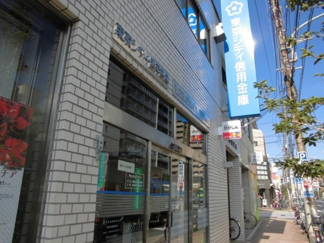 フォレストヤマザキの周辺