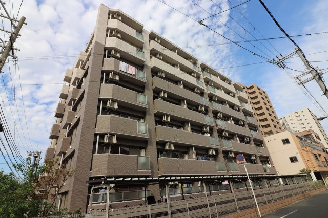 【外観】 | メゾンドファミーユ鶴見緑地公園