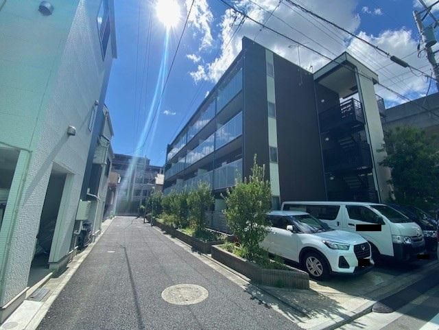 レオネクストラピス　オリゾンの外観