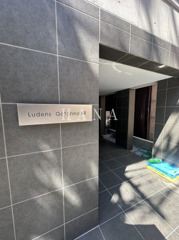 Ludens五反野FRのエントランス