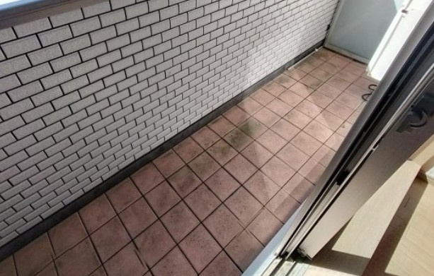 フィカーサ弥生のバルコニー