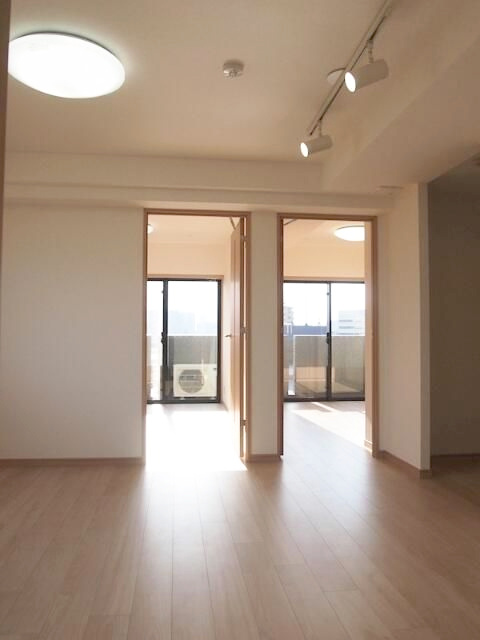 ルーブル多摩川南六郷の居間・リビング