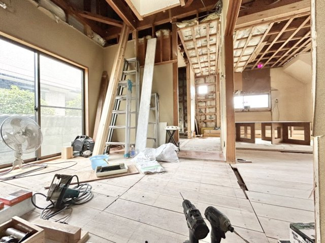 多度津町栄町三丁目リフォーム戸建ての洋室