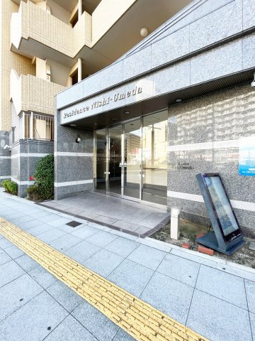 レジデンス西梅田のエントランス