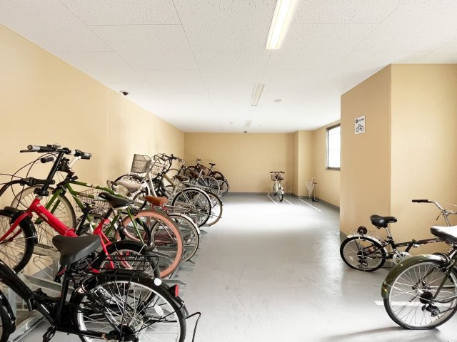 レジデンス西梅田のその他共用部分|駐輪場