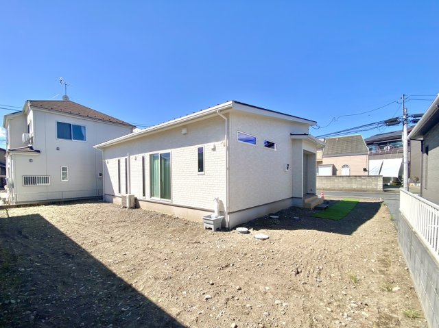【新築戸建】前橋市荒牧町4丁目の外観|■外観｜特徴のある個性的な住まいと美しい街並み、そして住みやすい環境を、ぜひ現地でご覧になりませんか。お気軽にお問合せください(^^)  