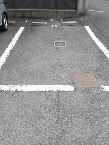 ＤＥＡＲ　Ａの駐車場