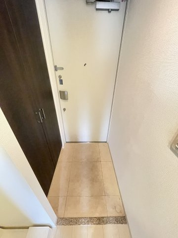 【玄関】