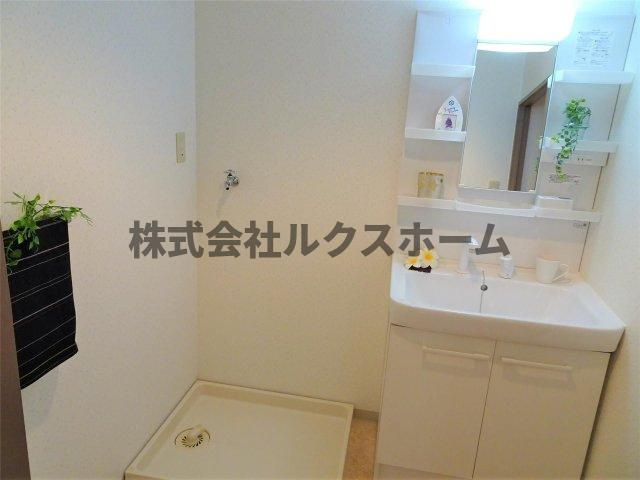 プランドール千里丘の洗面所