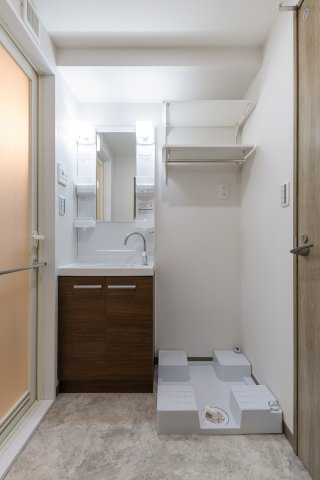 フォセット町屋の独立洗面台