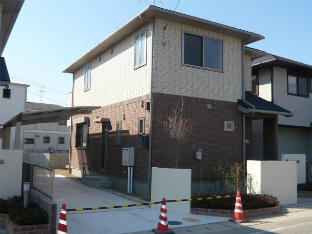 小橋貸家