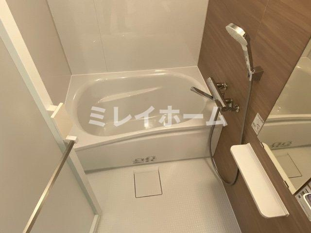 ルーブル北嶺町の浴室