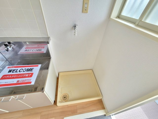 鳥栖南ハイツの設備|室内に洗濯機置き場があります。