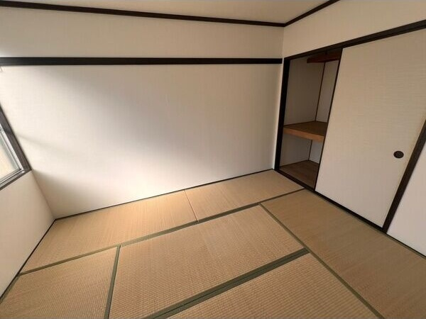 Maison Sumiyoshi1(旧コーポ鈴木A)の和室