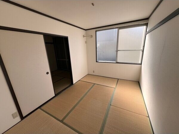 Maison Sumiyoshi1(旧コーポ鈴木A)の和室