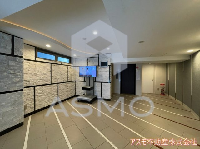 【ロビー】 | SERENiTE谷町croix