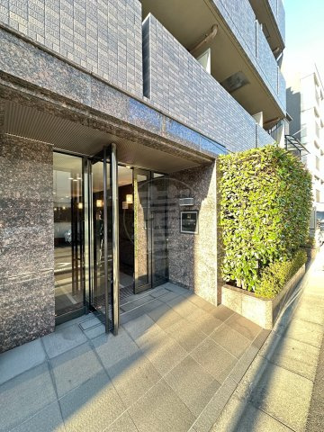 ルーブル蒲田南七番館のエントランス