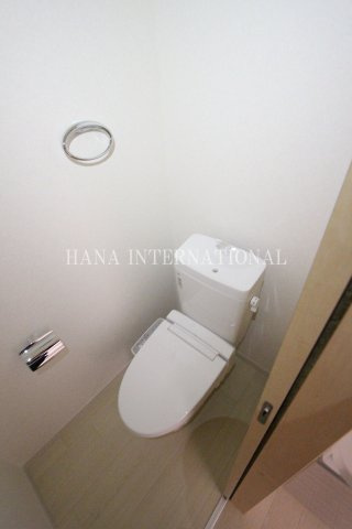 ミレニア草加住吉のトイレ|やっぱりうれしいバストイレ別