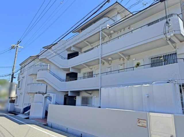クレドール垂水Ⅱの外観