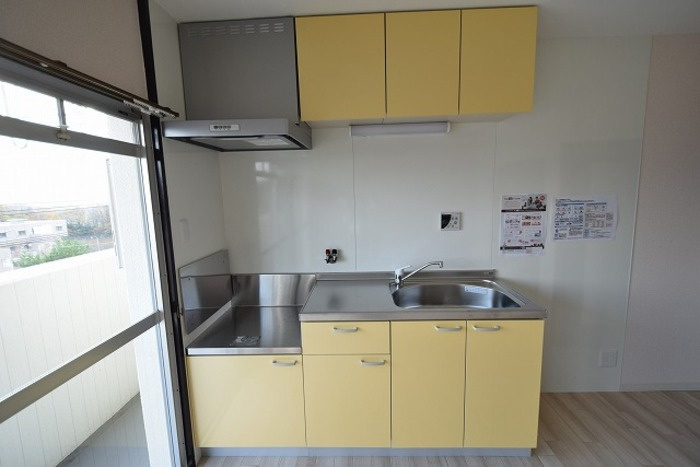 ロイヤルマンション１号棟のキッチン