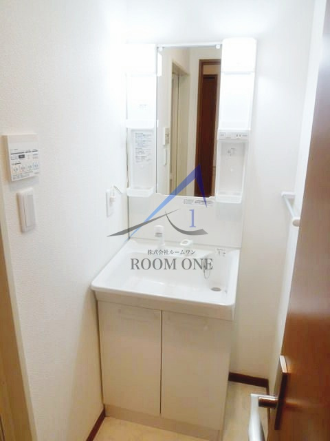 ベルフィオーレ日吉の洗面所|洗面台です。