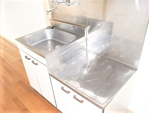 あきる野市伊奈の賃貸マンションのキッチン