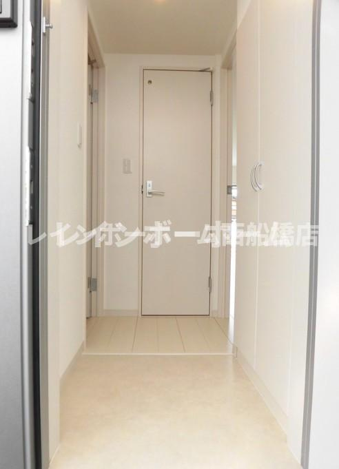 サンセリテ妙典の玄関