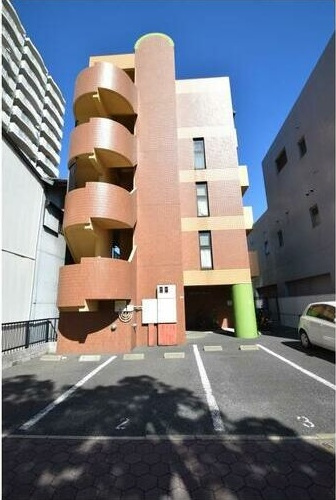 コンフォール港楽の外観