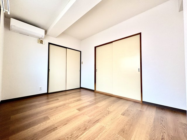 サンコーポ久米川の洋室